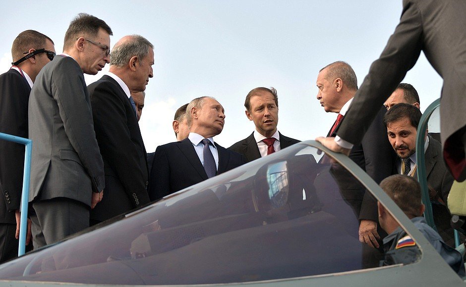 Dalla Siria alla Difesa, Erdogan incontra Putin