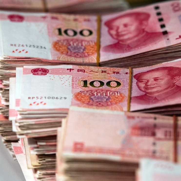 La Cina risponde agli Usa, svalutato lo yuan