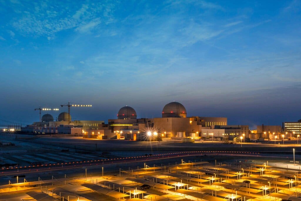 Emirati, prima nazione araba ad aprire una centrale nucleare